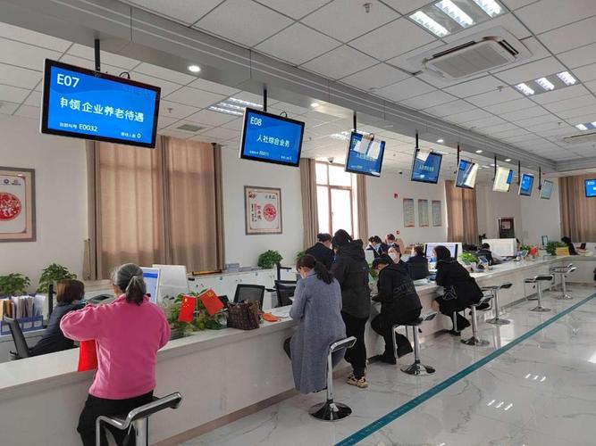 广济医保卡过期怎样换？亲历者教你3步搞定，避免白跑一趟
